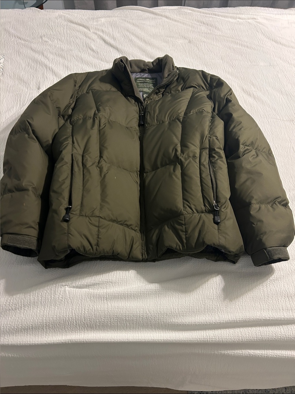 Eddie Bauer Premium Goose Down Olive Green Men’s Puffer Jacket